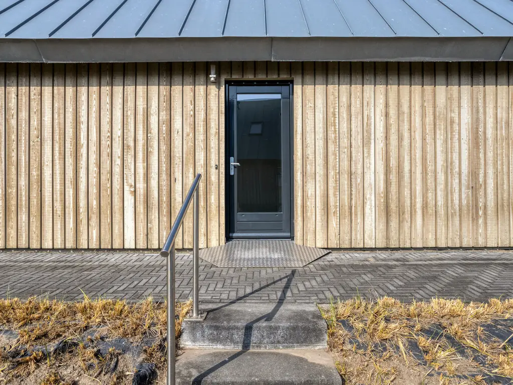 Oesterdam 169, THOLEN