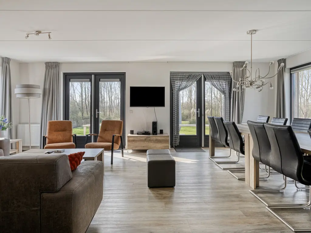 Oesterdam 169, THOLEN