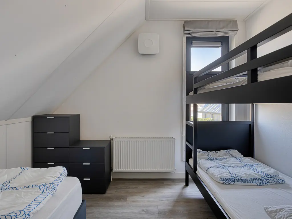 Oesterdam 169, THOLEN