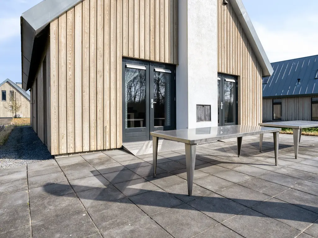 Oesterdam 169, THOLEN