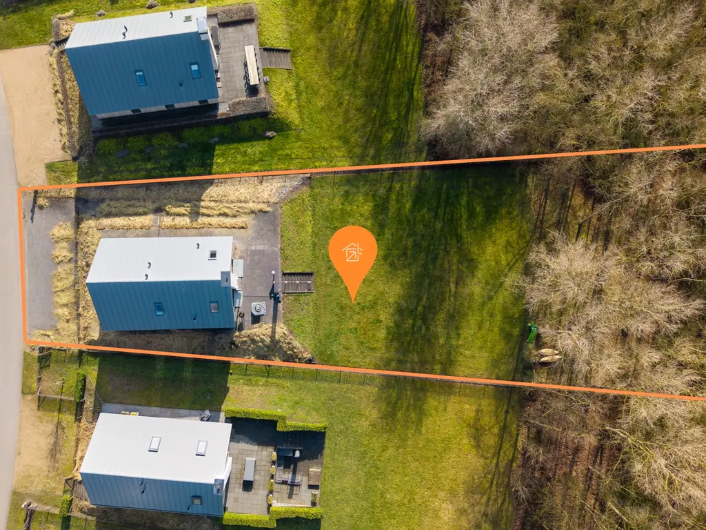 Oesterdam 169, THOLEN