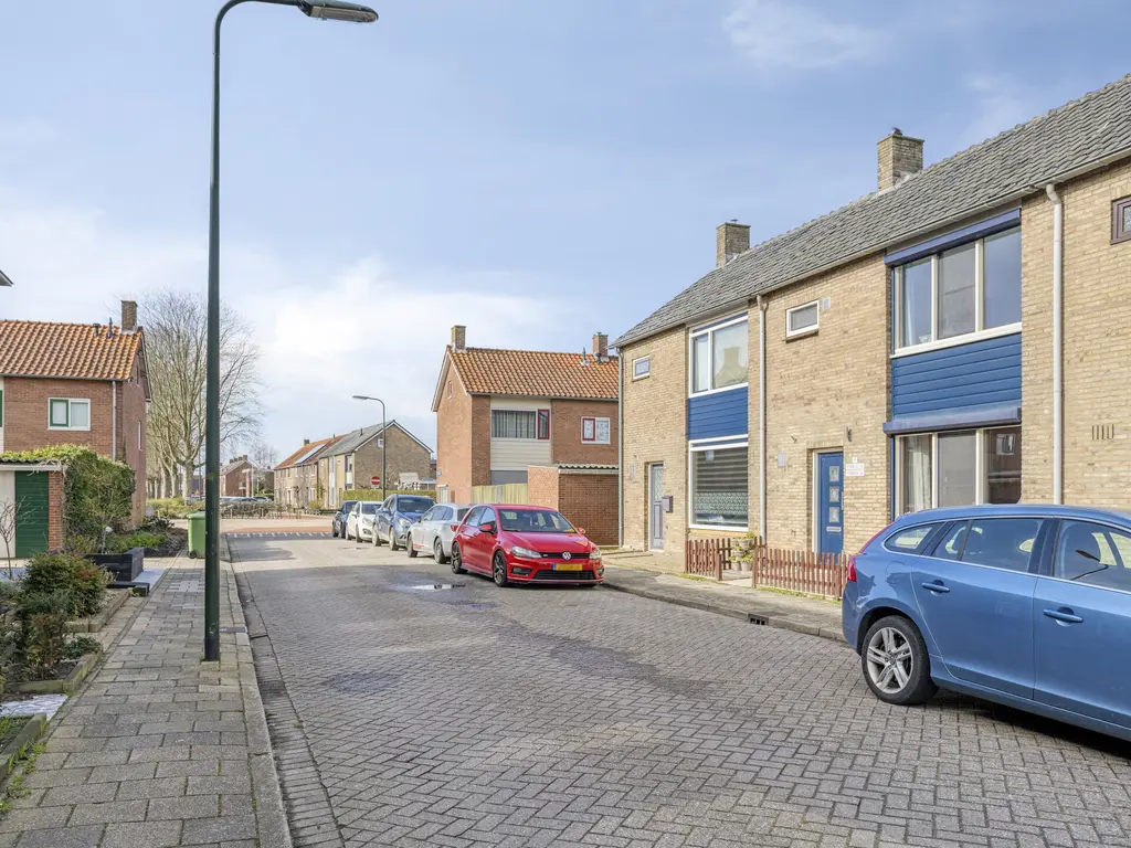 Raiffeisenstraat 8, SINT-ANNALAND