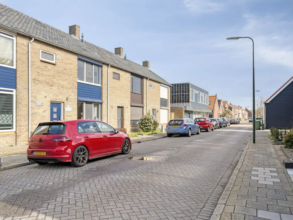 Raiffeisenstraat 8, SINT-ANNALAND