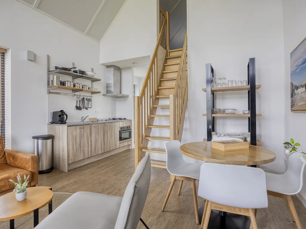 Oesterdam 205, THOLEN