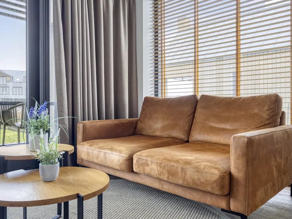 Oesterdam 205, THOLEN