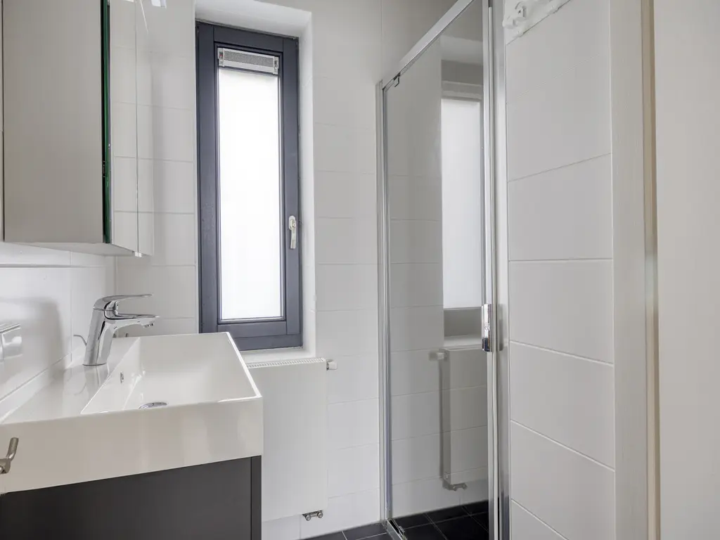 Oesterdam 205, THOLEN