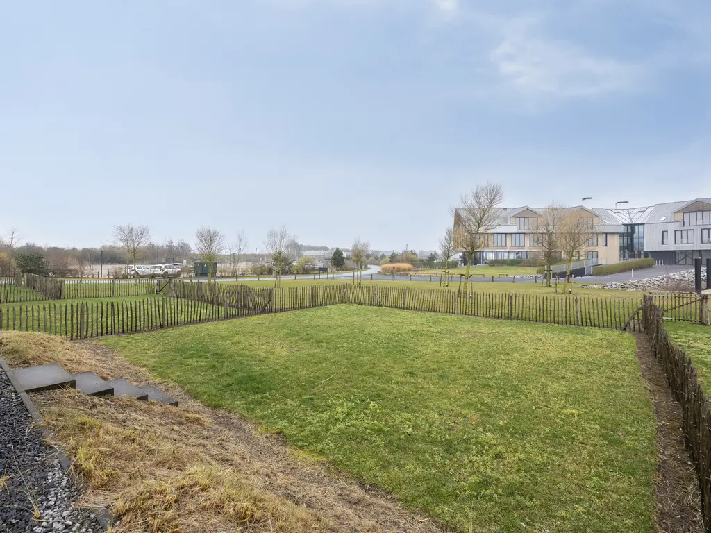 Oesterdam 205, THOLEN