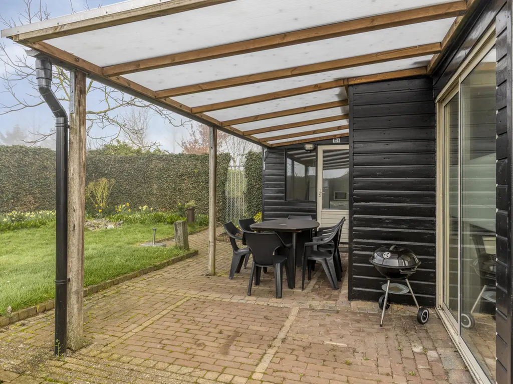 Buurtweg 157, STAVENISSE