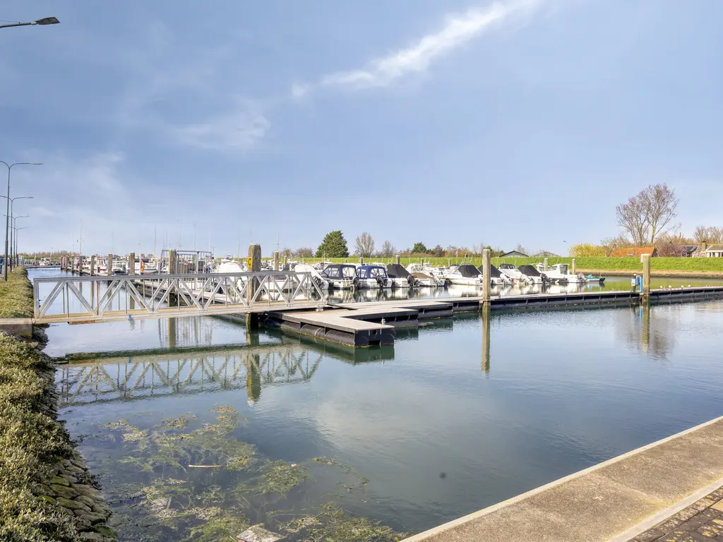 Buurtweg 157, STAVENISSE