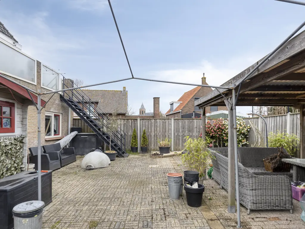 Zuidplantsoen 11, POORTVLIET