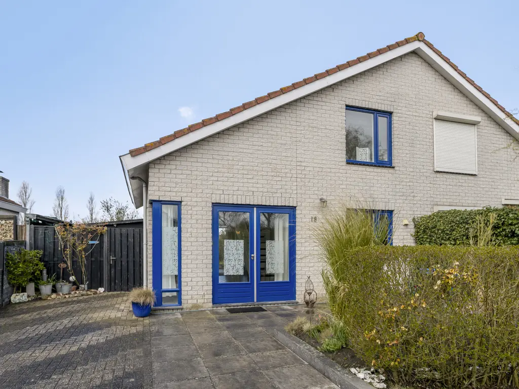 Dijkweg 18, STAVENISSE