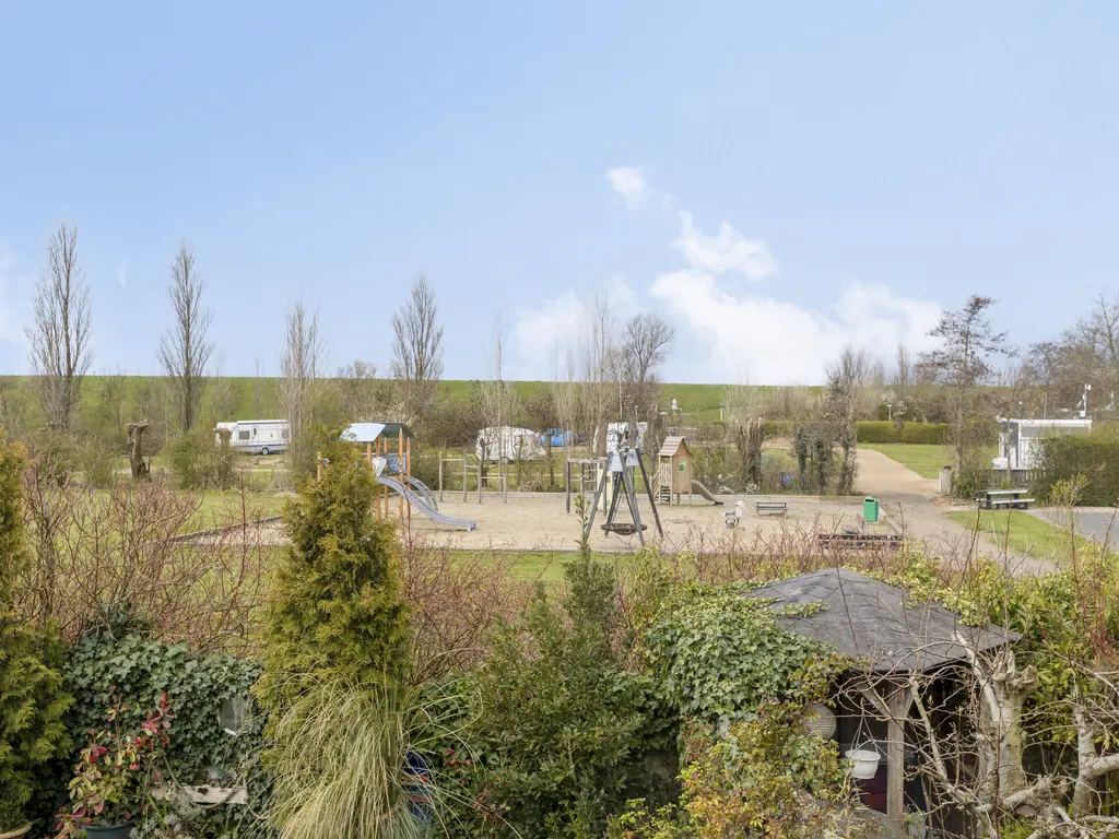 Dijkweg 18, STAVENISSE