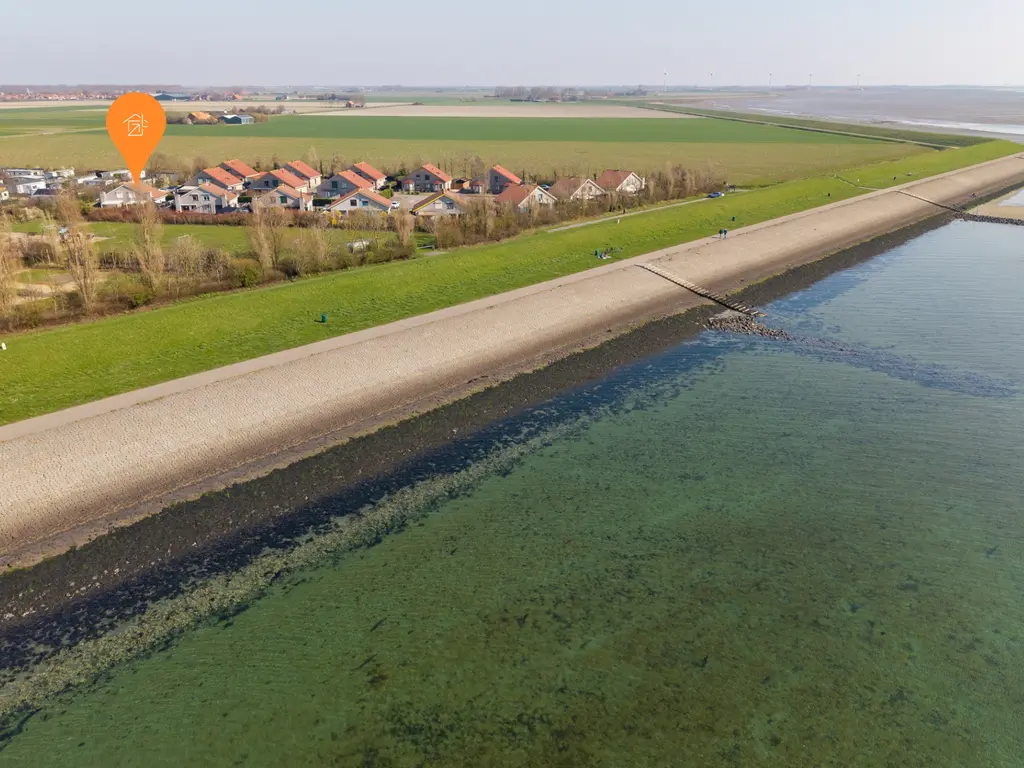 Dijkweg 18, STAVENISSE