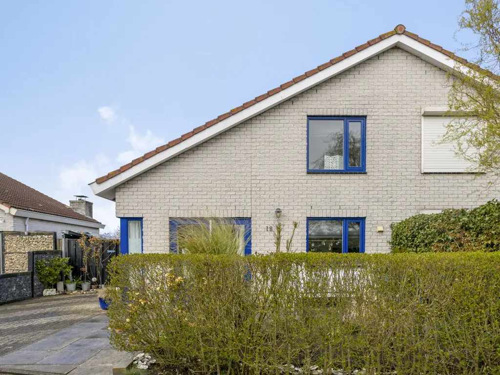 Dijkweg 18, STAVENISSE