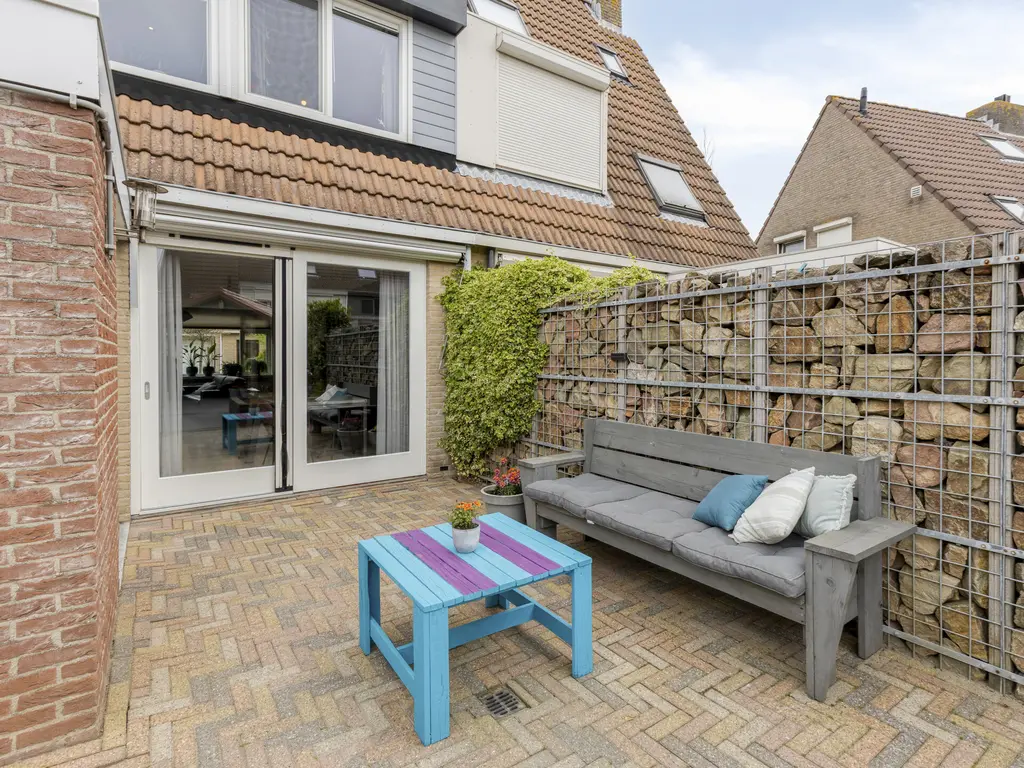 Meanderlaan 21, THOLEN