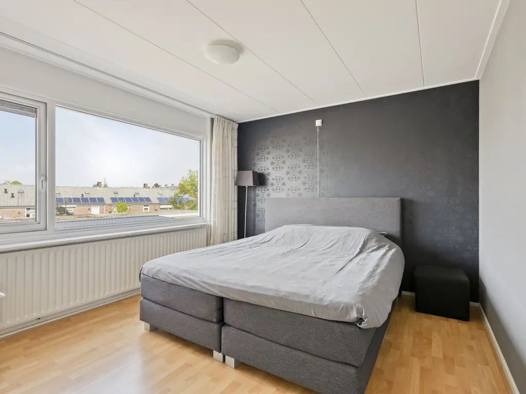 Machteld van Gelrestraat 50, THOLEN