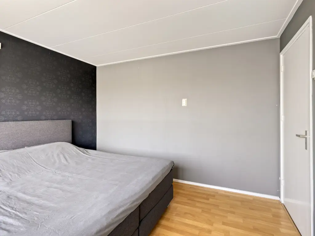 Machteld van Gelrestraat 50, THOLEN