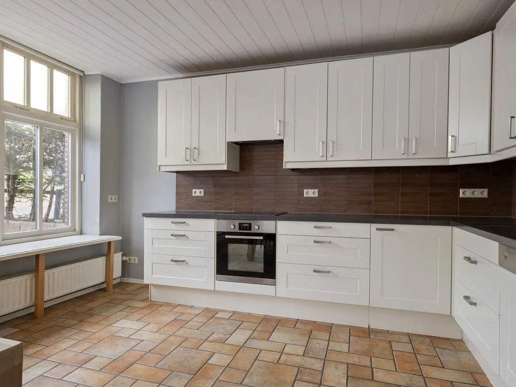 Stoofdijk 6, STAVENISSE