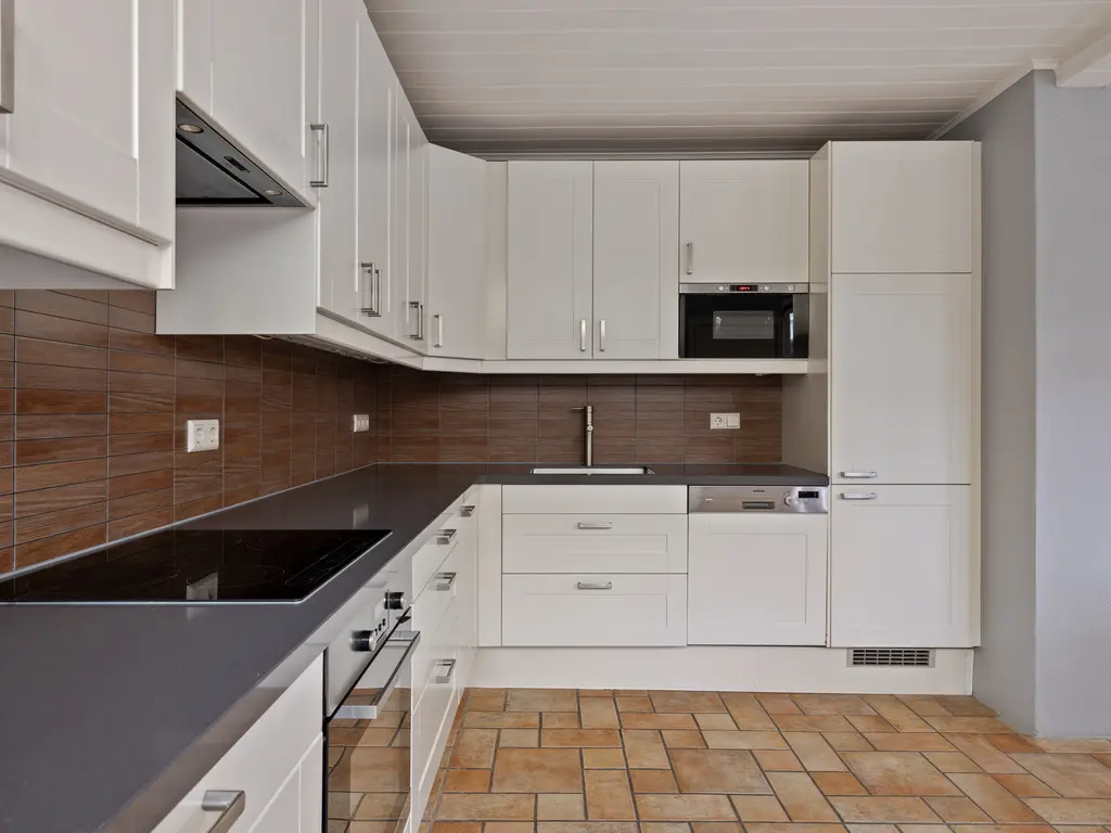 Stoofdijk 6, STAVENISSE