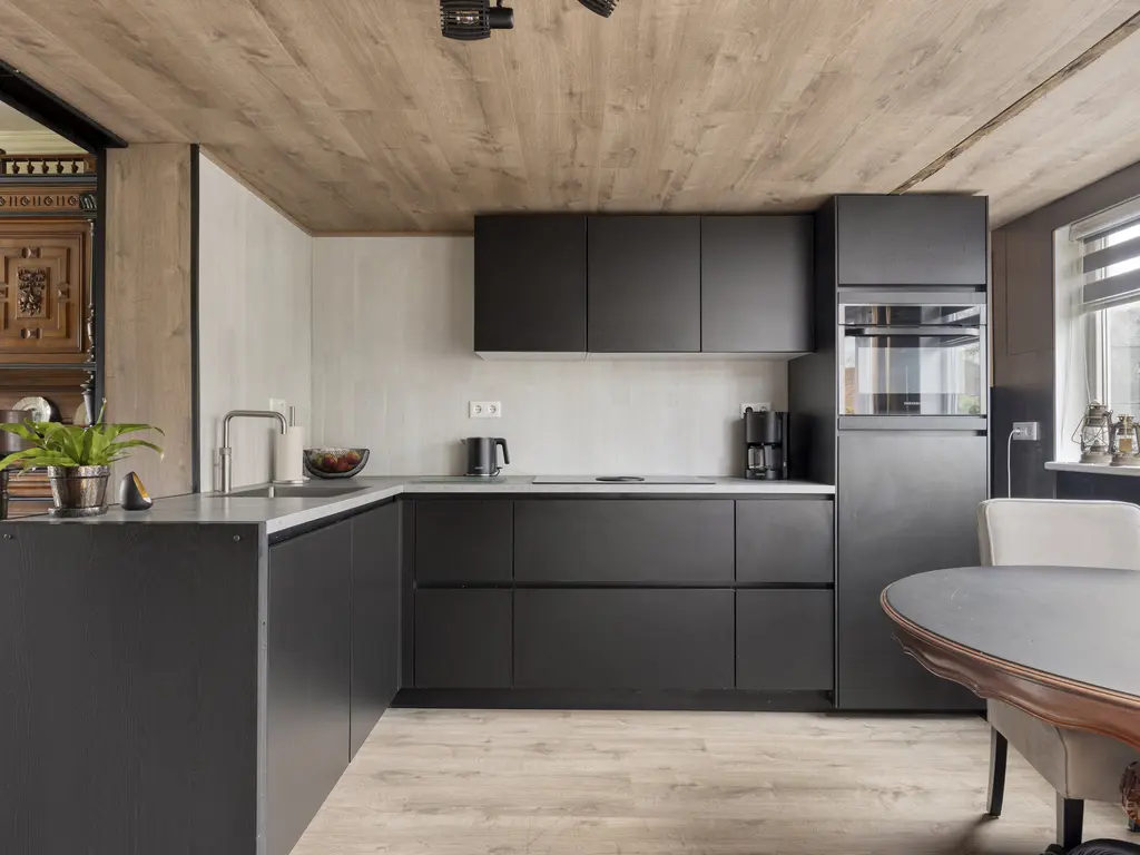 Oostsingel 34, SINT-MAARTENSDIJK