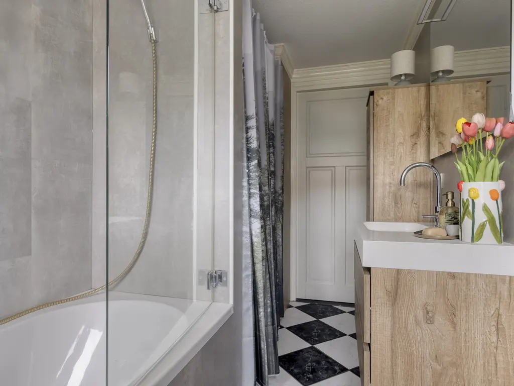 Oostsingel 34, SINT-MAARTENSDIJK