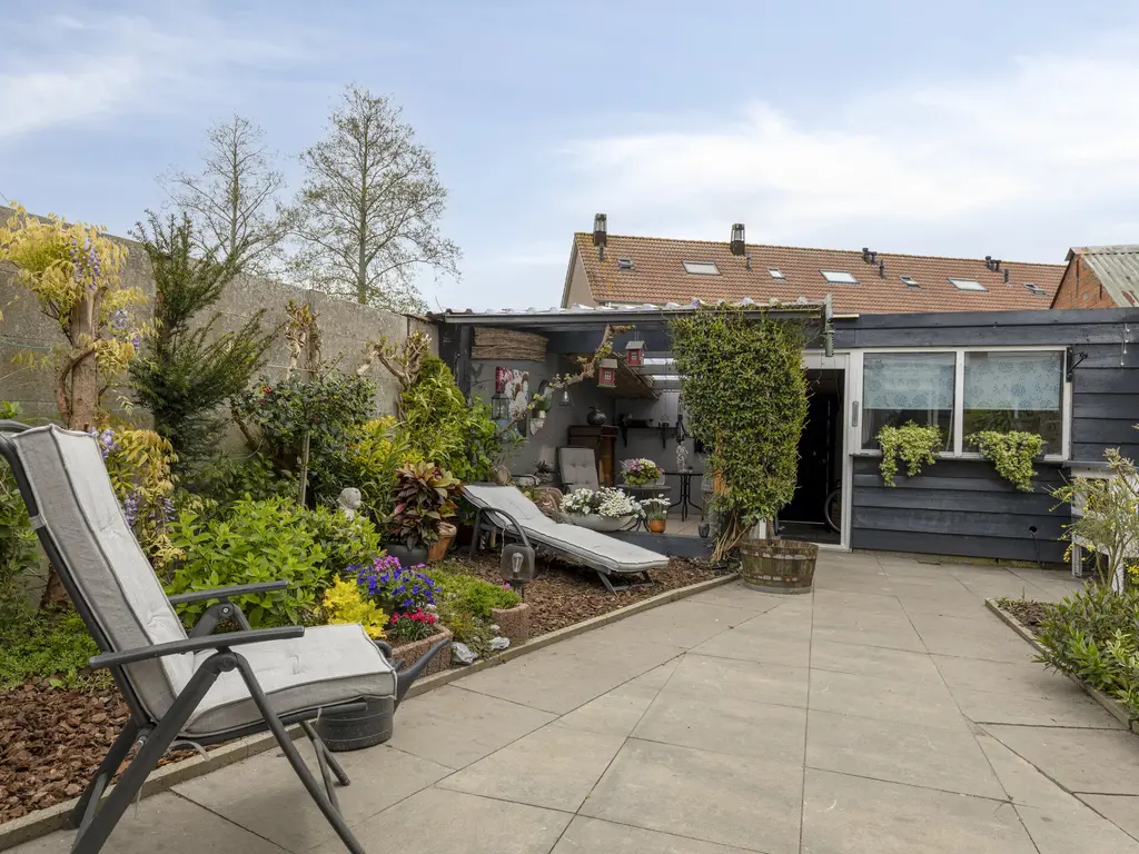 Oostsingel 34, SINT-MAARTENSDIJK