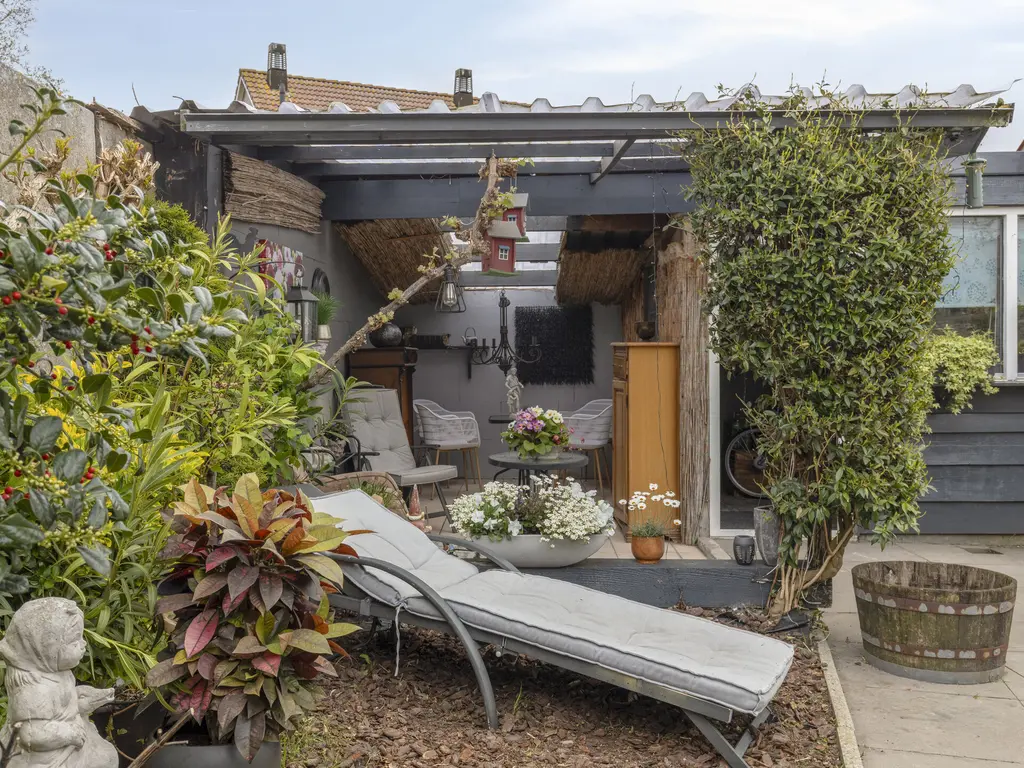 Oostsingel 34, SINT-MAARTENSDIJK