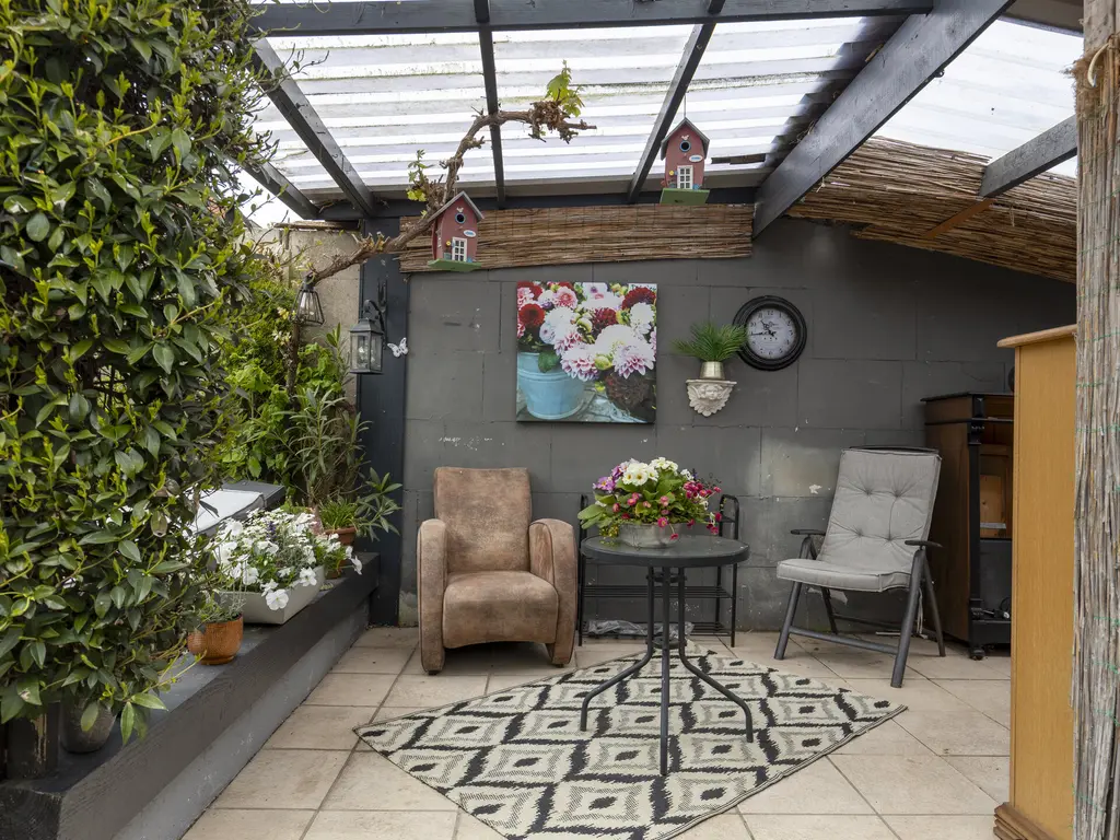 Oostsingel 34, SINT-MAARTENSDIJK