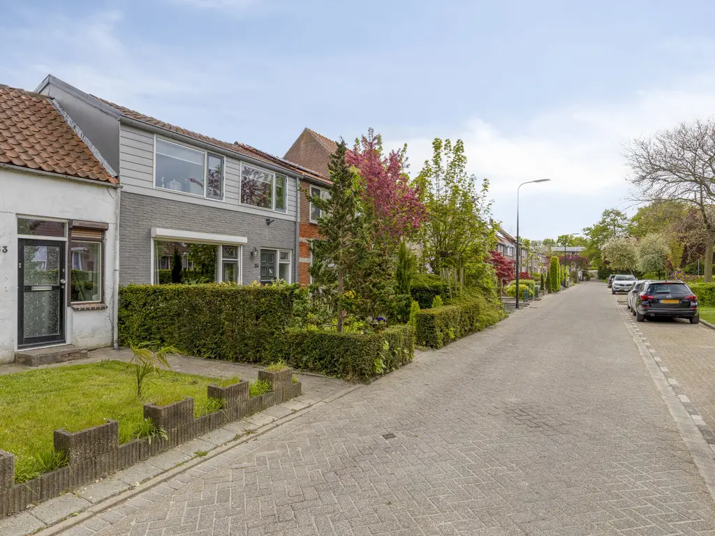 Oostsingel 34, SINT-MAARTENSDIJK