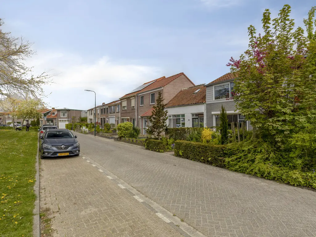 Oostsingel 34, SINT-MAARTENSDIJK