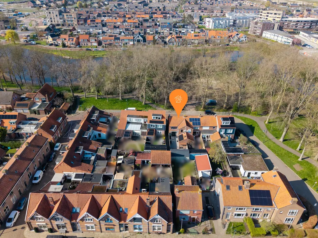 Schuttershof 7, THOLEN