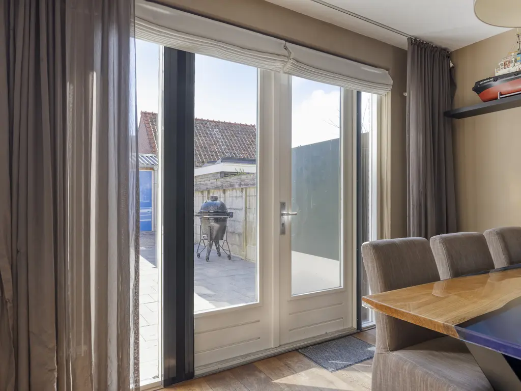 Schuttershof 7, THOLEN