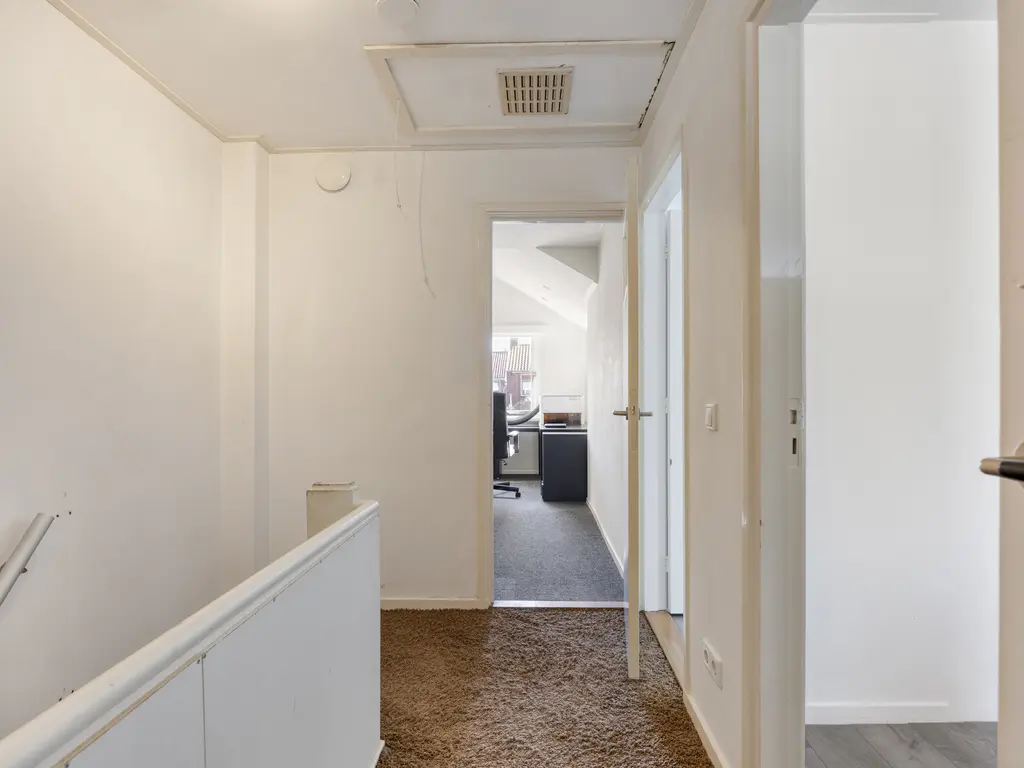 Schuttershof 7, THOLEN