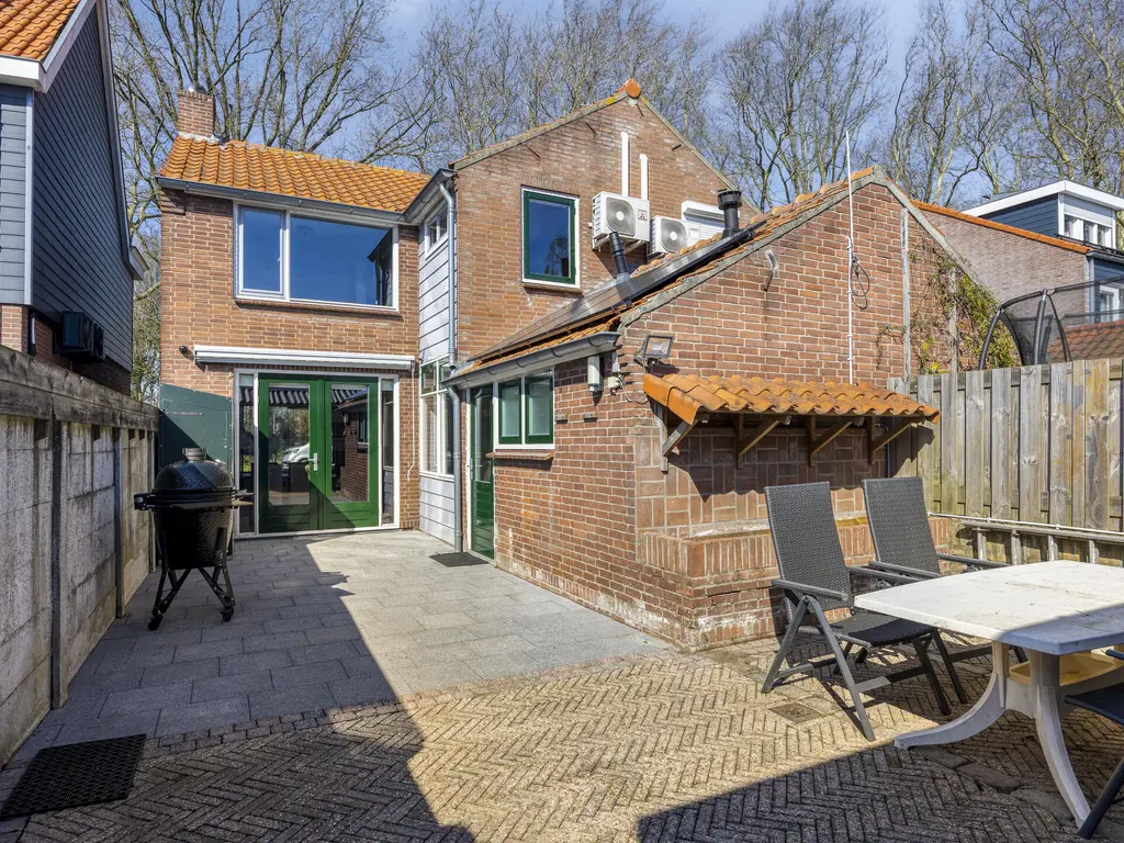 Schuttershof 7, THOLEN