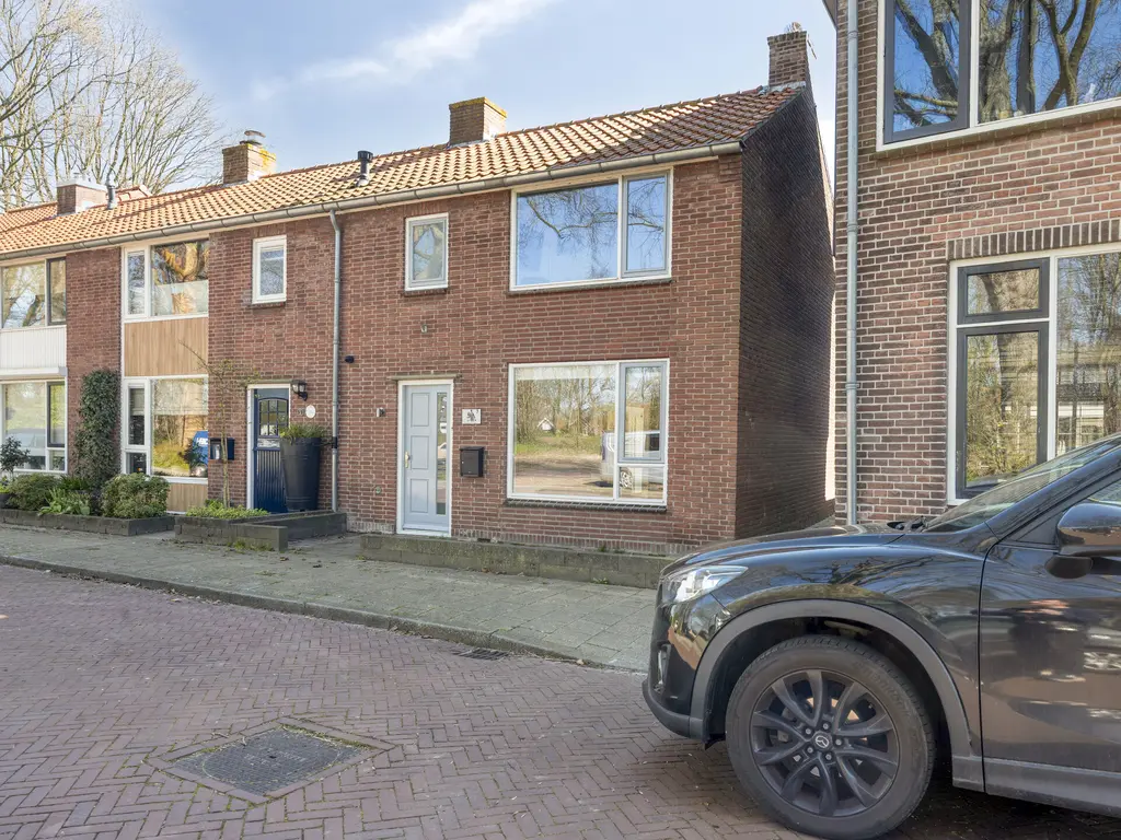 Schuttershof 7, THOLEN