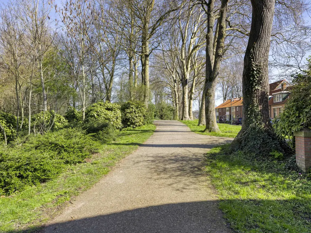 Schuttershof 7, THOLEN