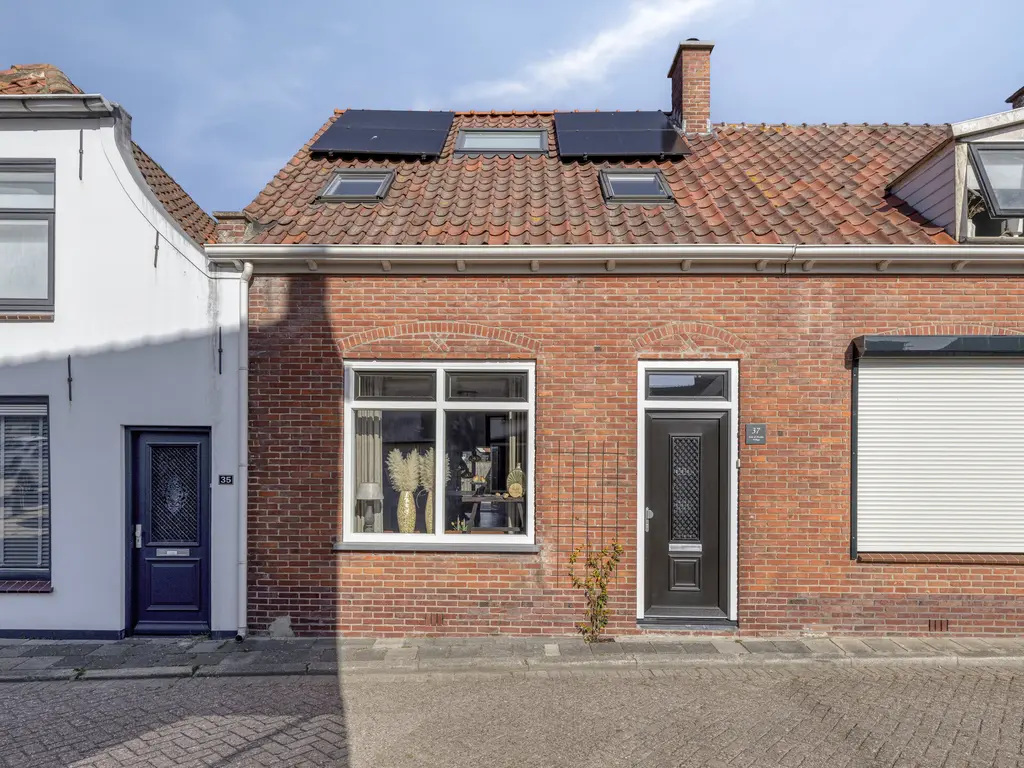 Wilhelminastraat 37, STAVENISSE