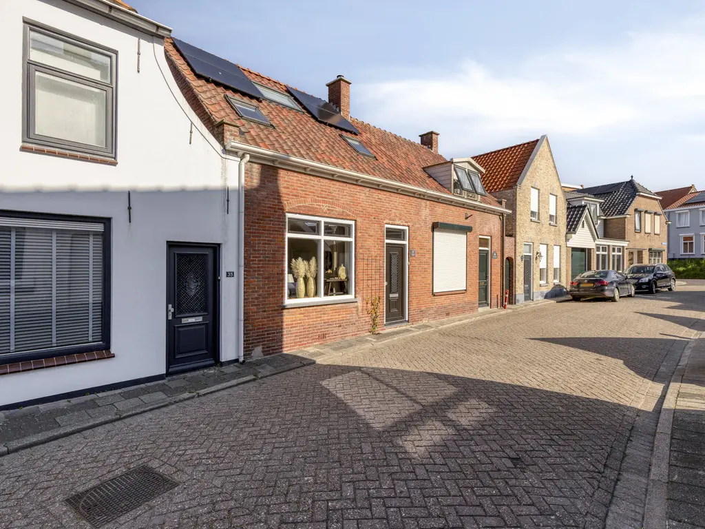 Wilhelminastraat 37, STAVENISSE