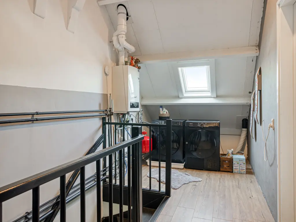 Touwslagersdreef 36, THOLEN