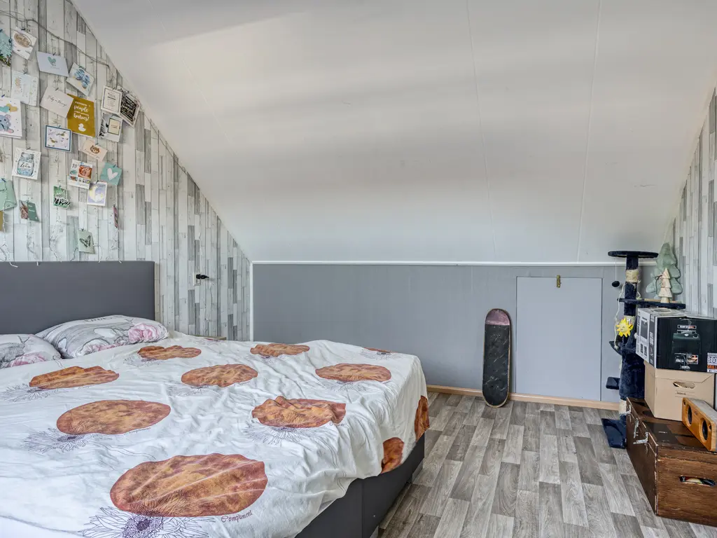 Touwslagersdreef 36, THOLEN