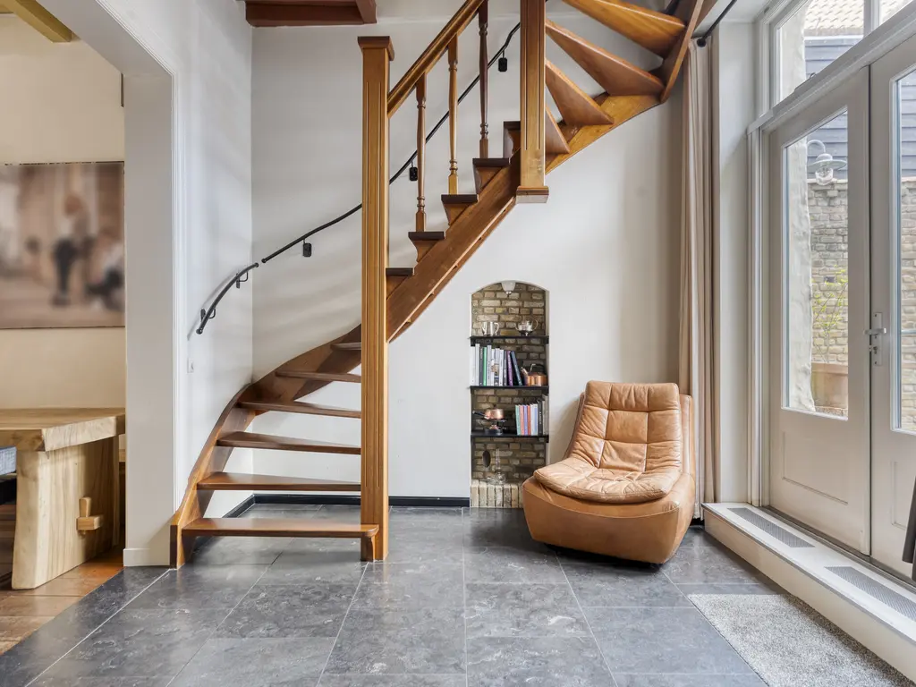 Hoogstraat 5, THOLEN