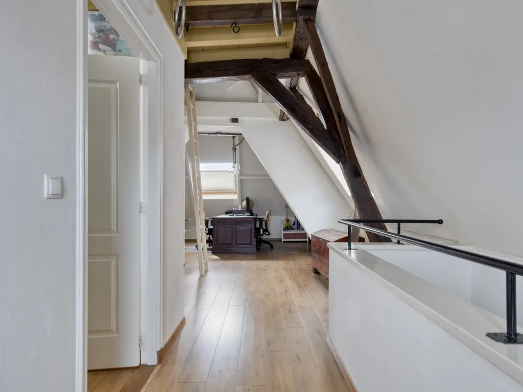Hoogstraat 5, THOLEN