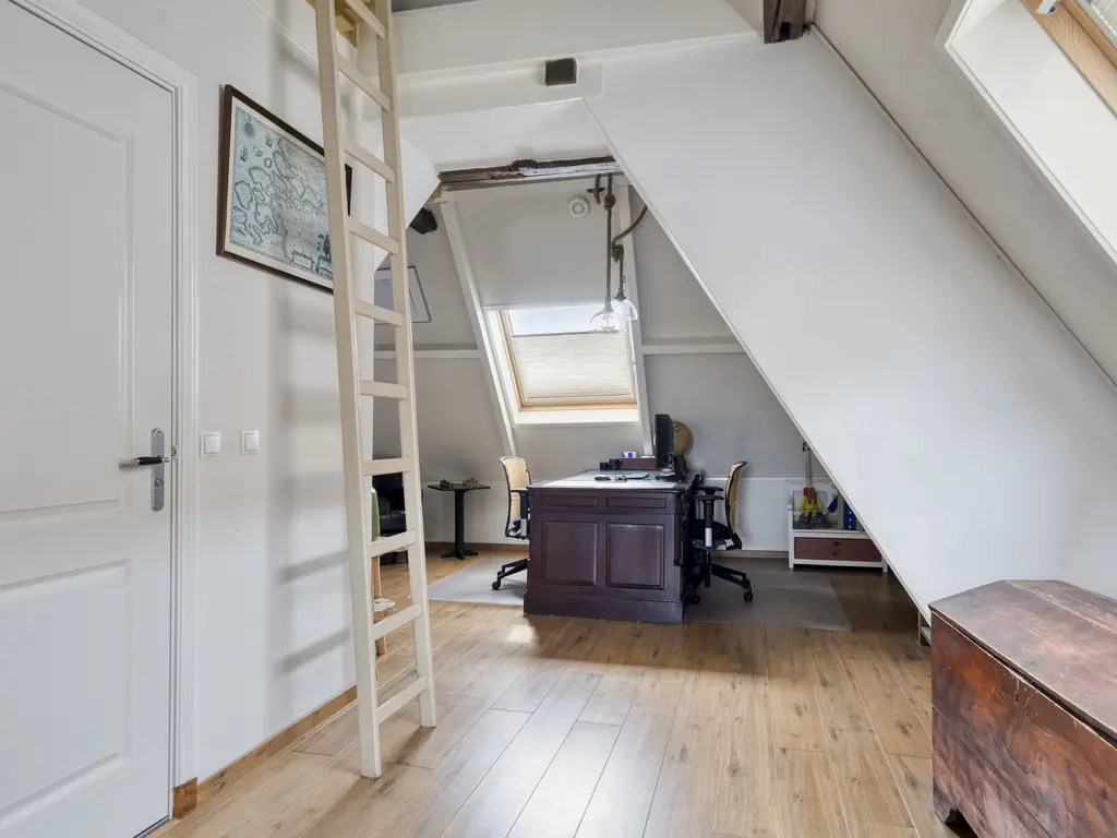 Hoogstraat 5, THOLEN