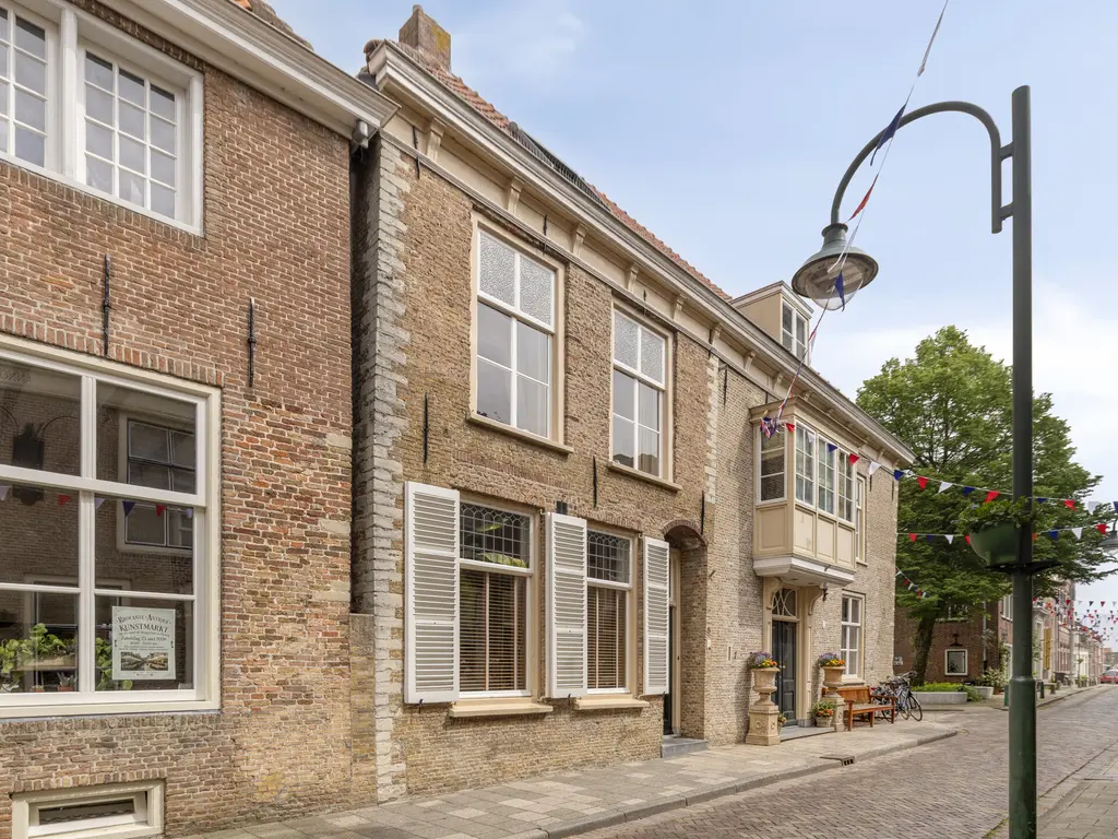 Hoogstraat 5, THOLEN