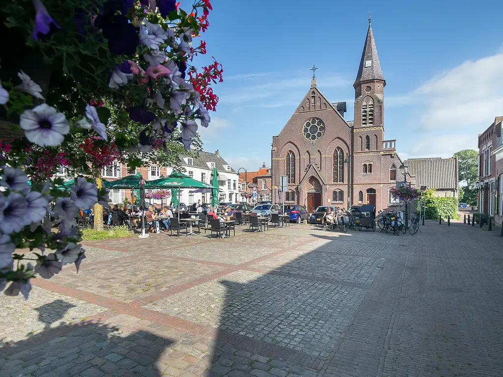 Hoogstraat 5, THOLEN