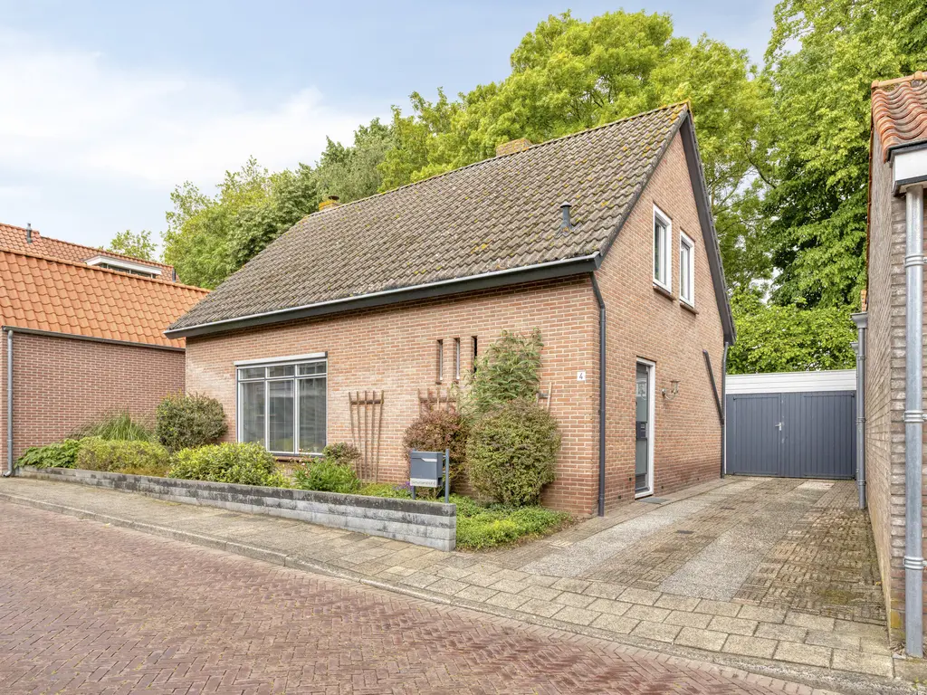 Schuttershof 4, THOLEN