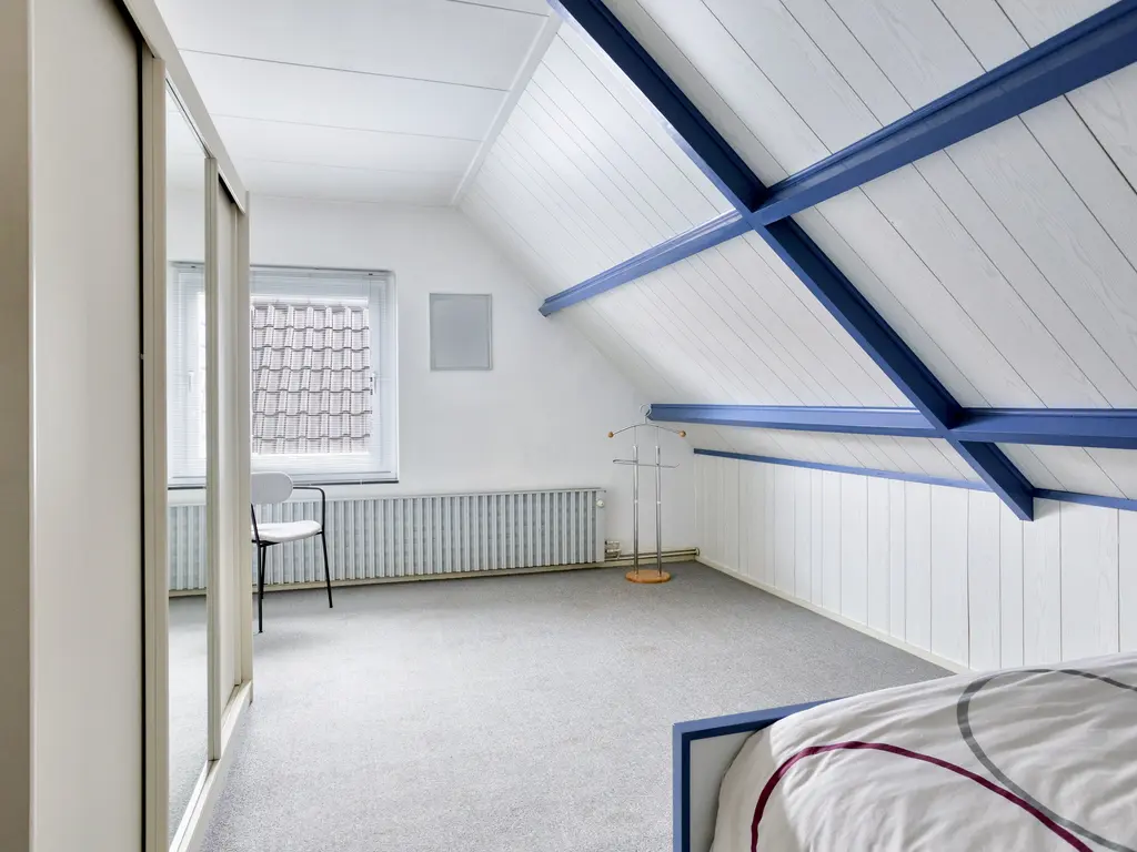 Schuttershof 4, THOLEN