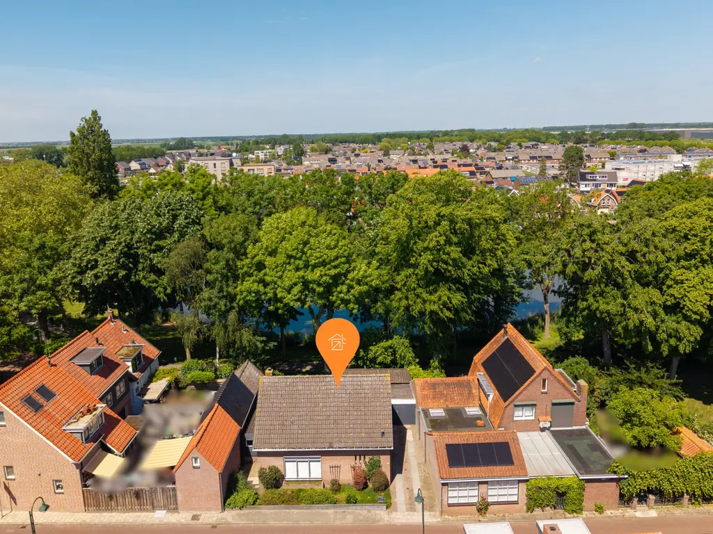 Schuttershof 4, THOLEN