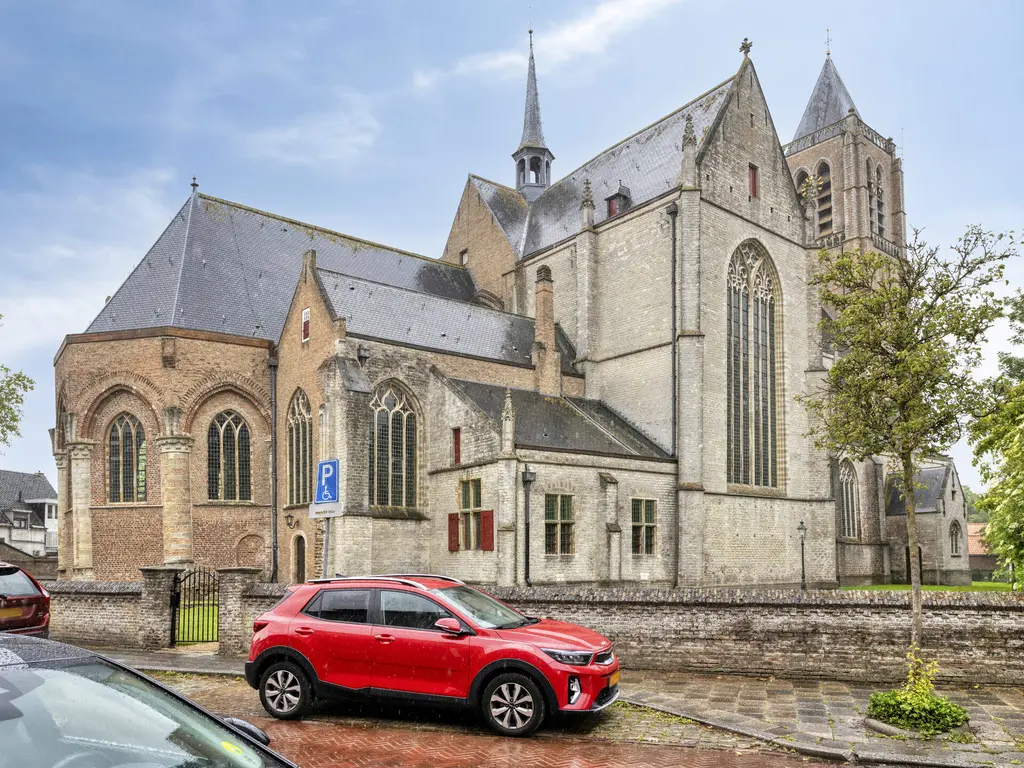 Schuttershof 4, THOLEN