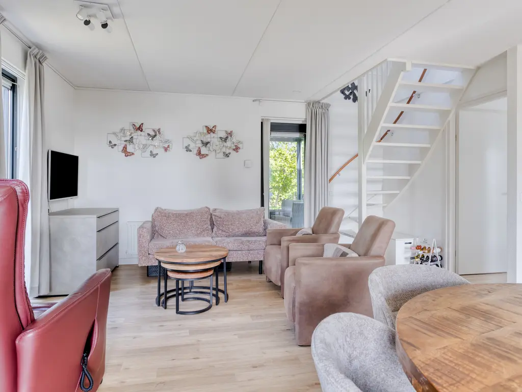 Oesterdam 155, THOLEN